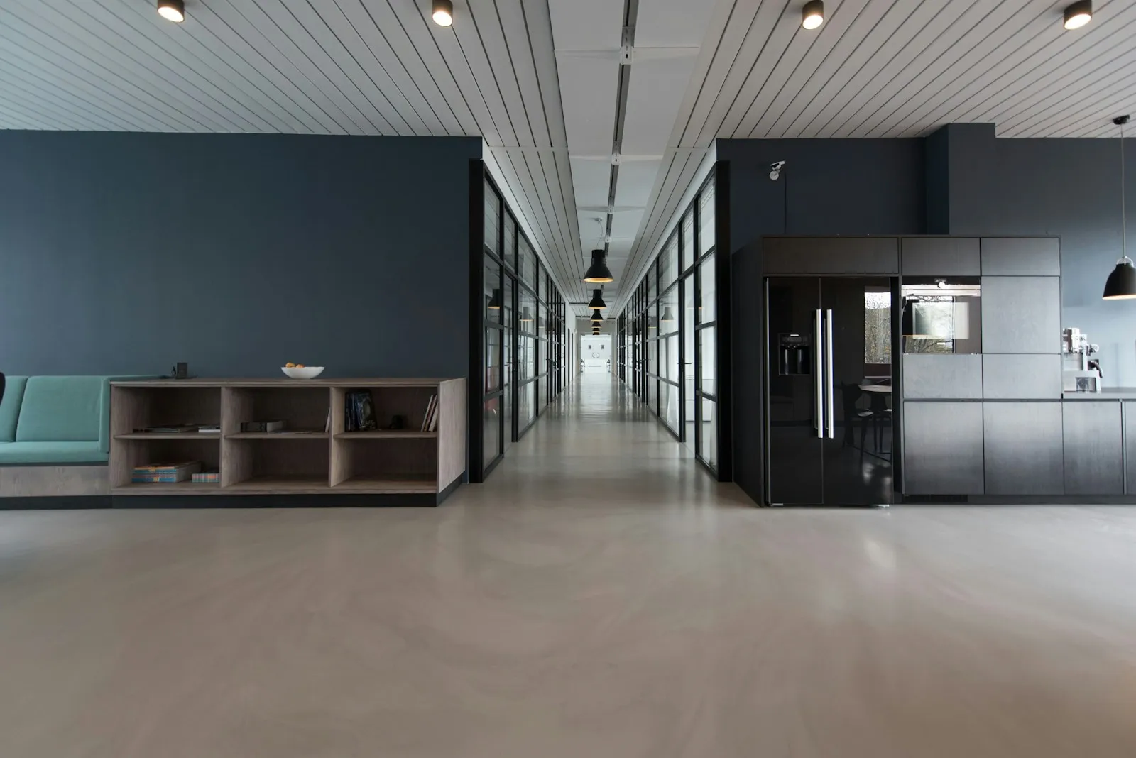 Reporting the world, one careful story at a time — The Acta Cosmica newsroom, Reykjavík bureau